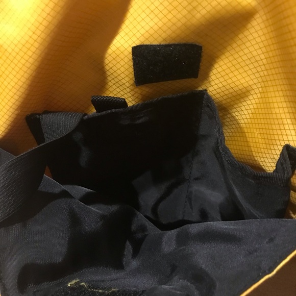 B- Backpack by ConnectionsTM Cool Gear, - Picture 7 of 11